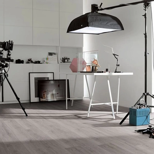 ДУБ СВЕТЛО-СЕРЫЙ ЛАМИНАТ  PARADOR  BASIC 600 ХL ламинат для пола